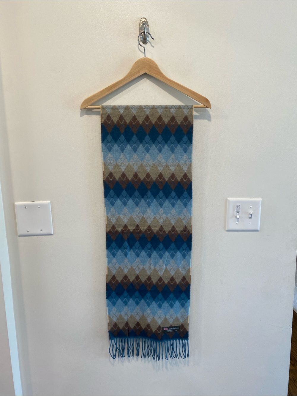 Cashmere Scotland scarf argyle tassel fringe 100% cashmere blue brown luxury